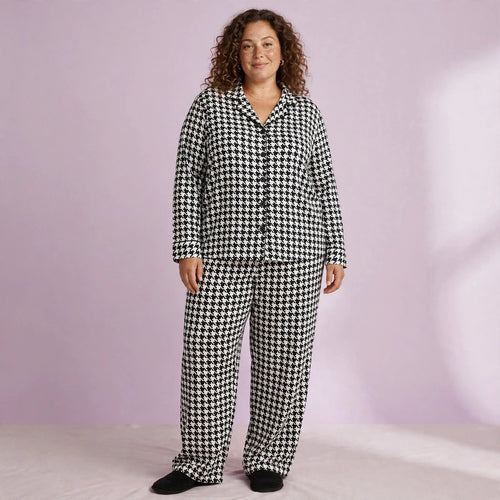Black and White Plus Size Pajamas Set
